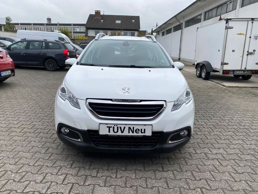 Peugeot 208 141.062 km 5.200 € Hilden 40721