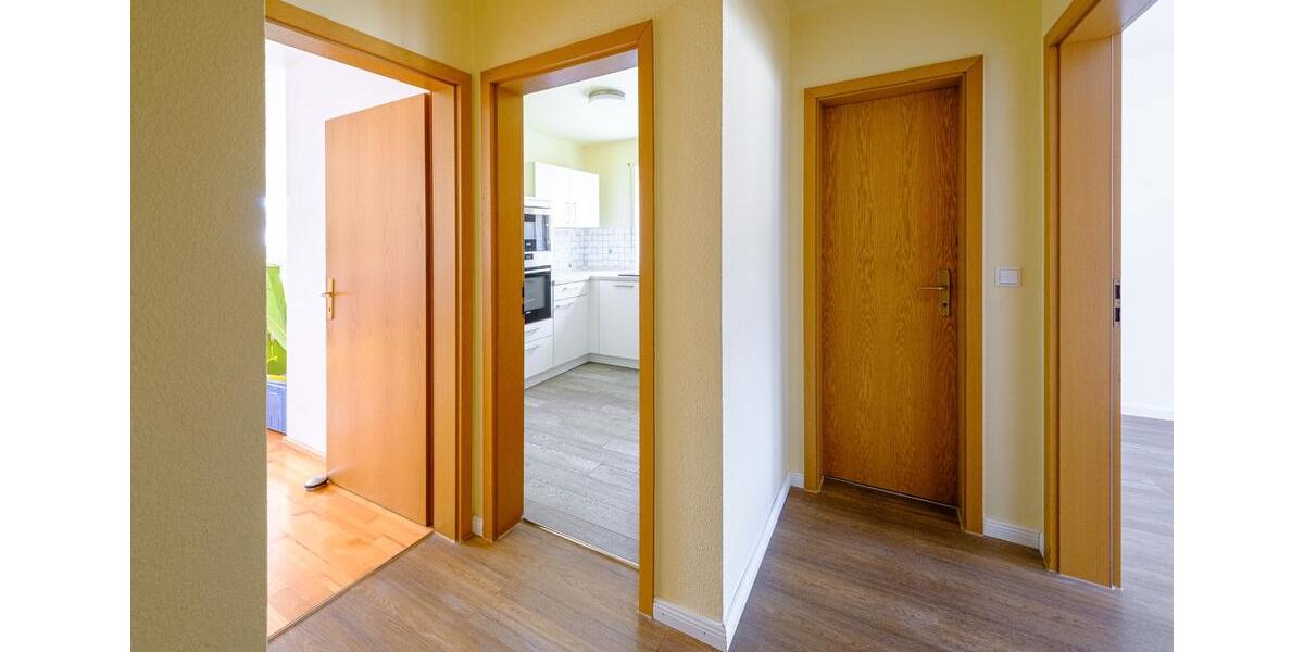 Etagenwohnung Gernsbach - 4 Zimmer, 105 m&sup2;, 1.275&euro; | Angebot:27603019