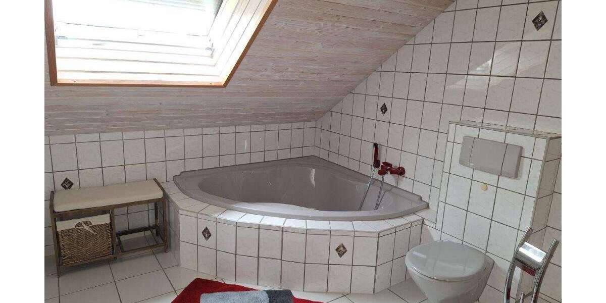 Zwei Häuser auf einem Grundstück – Vielseitigkeit, Platz und Potenzial - Doppelhaushälfte Pößneck | Angebot:25475150