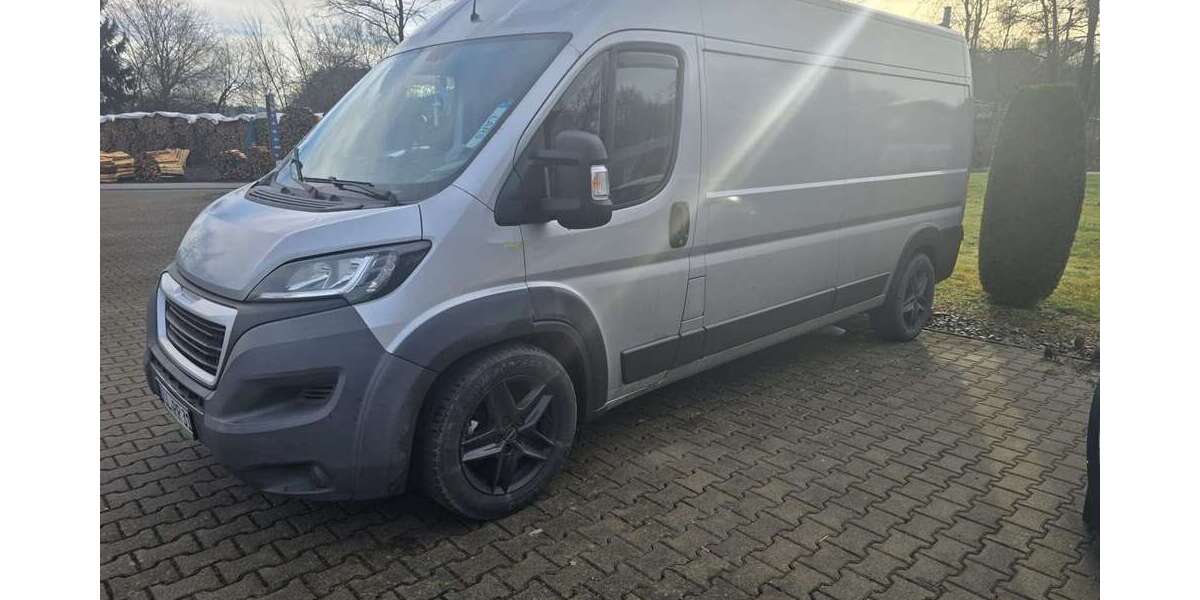 Peugeot Boxer 218.500 km 12.900 &euro; Illertissen 89257