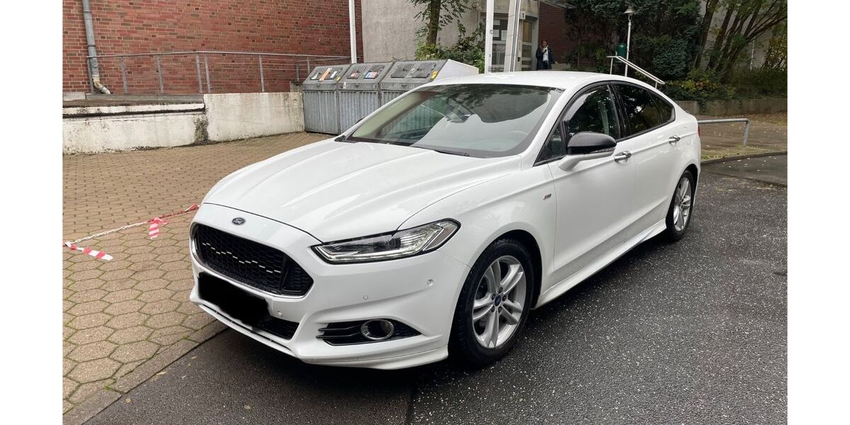 Ford Mondeo 146.500 km 7.999 &euro; Hamburg 21075
