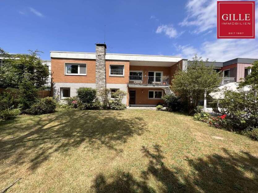 Haus zum Kaufen in Neuss 588.000 € 230.45 m²