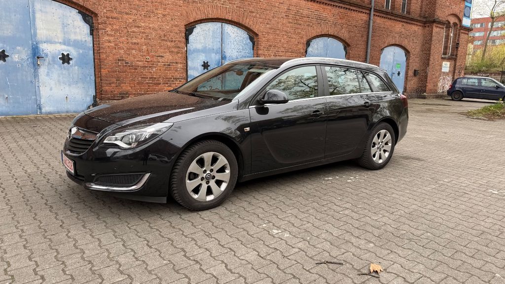 Opel Insignia 112.300 km 8.600 &euro; Berlin 13585