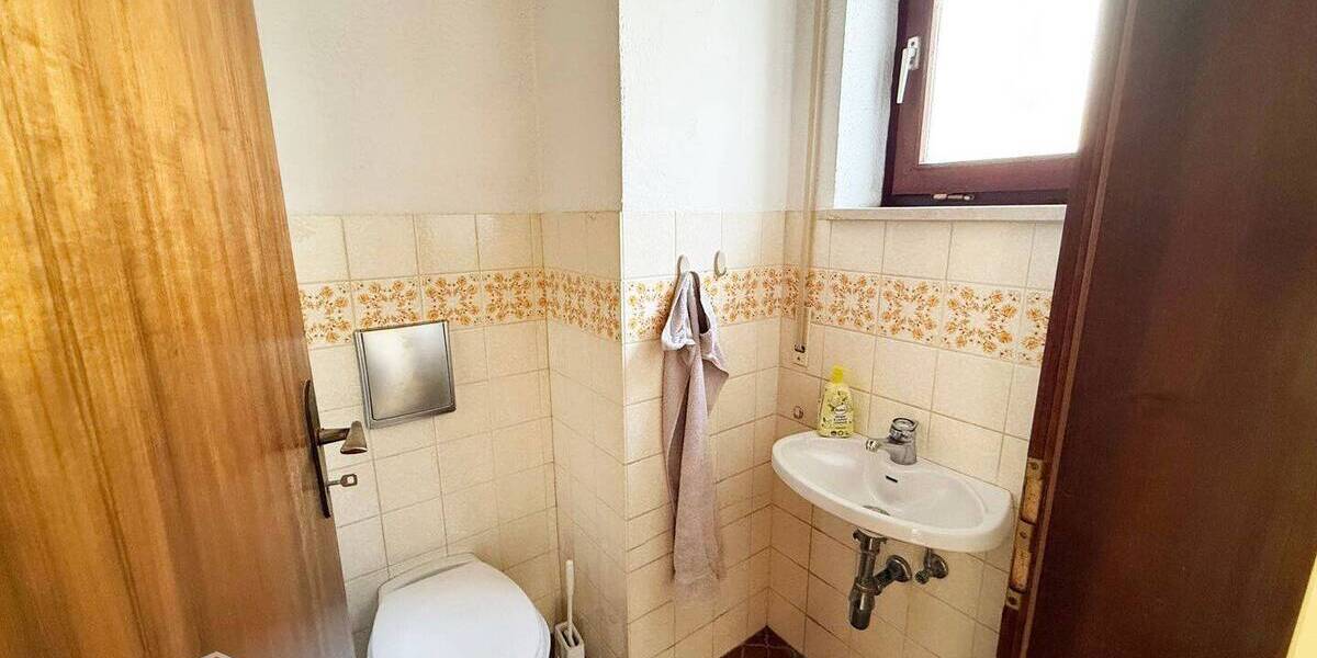 Einfamilienhaus Greding - 6 Zimmer, 124 m&sup2;, 370.000&euro; | Angebot:26037615