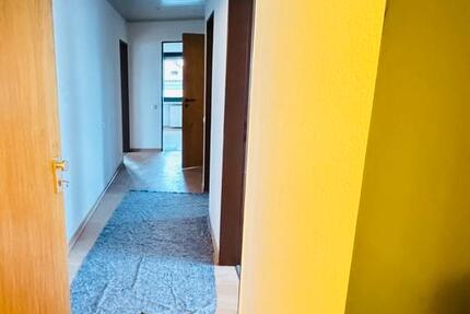 3 Zimmer Wohnung mit Balkon und EBK in StelingenGarbsen 3 zimmer