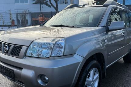 Nissan X-Trail 220.000 km 2.790 &euro; MÖGLINGEN 71696