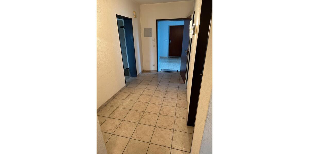 Etagenwohnung Iserlohn Grüne - 3 Zimmer, 81 m&sup2;, 210.000&euro; | Angebot:24679542