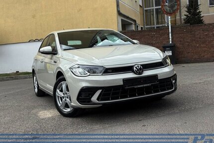 VW Polo R-Line 1.0 TSI DSG*ACC*LED*SHZ*PDC*Cockpit* 21.081 km 19.990 &euro; Berlin 13187