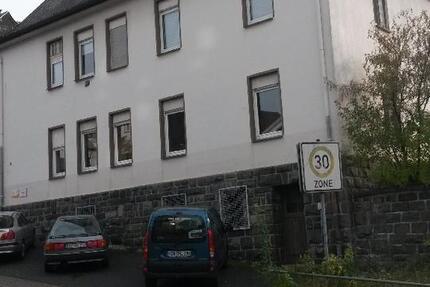 Modernisierte Dachgeschoß-Wohnung! zimmer