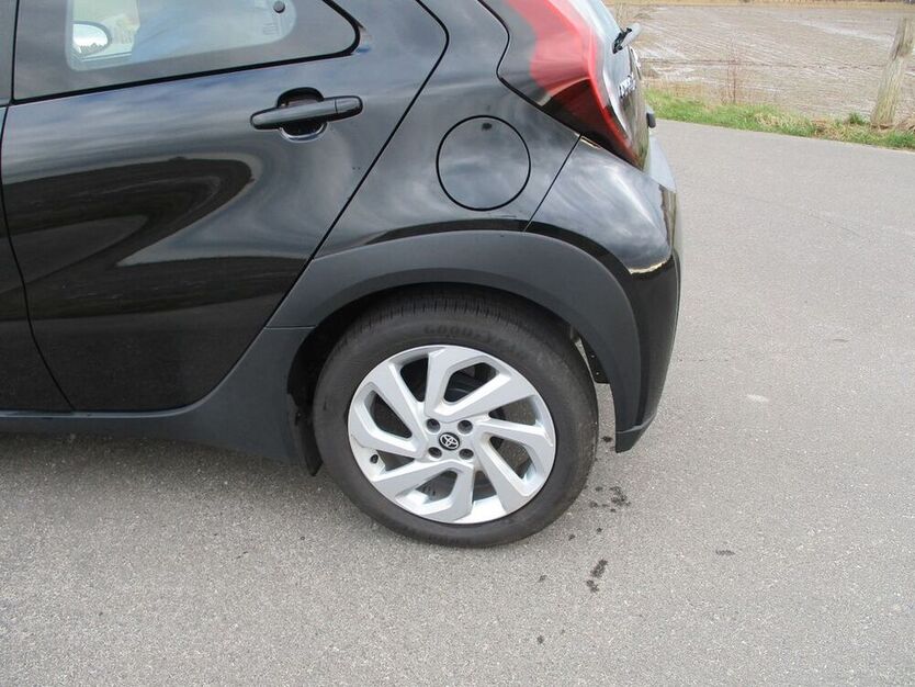 Aygo (X)