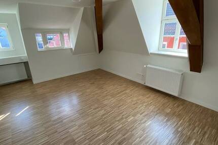 Gewerbeobjekt Gengenbach - 4 Zimmer, 1.996&euro; | Angebot:25729782