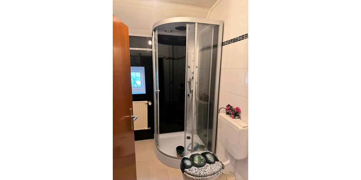 Einfamilienhaus Mehren - 8 Zimmer, 110 m&sup2;, 230.000&euro; | Angebot:27158207