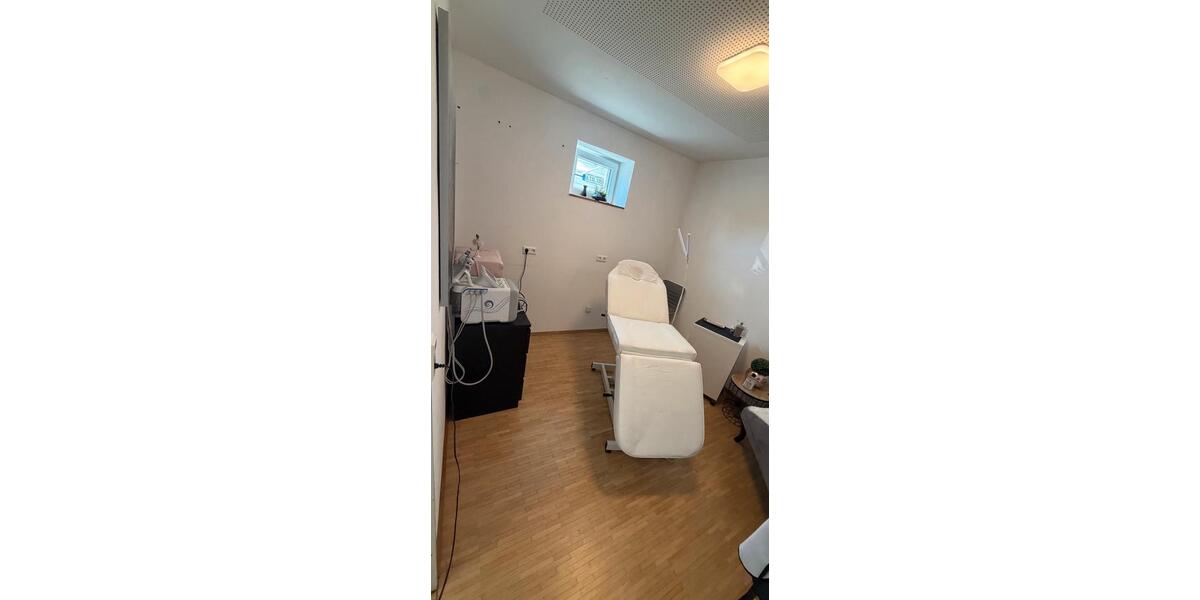 Gewerbeobjekt Illertissen - 250&euro; | Angebot:26072713