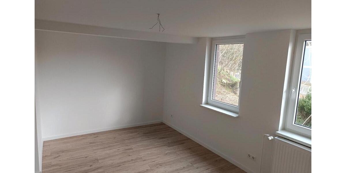 Einfamilienhaus Burg Stargard - 9 Zimmer, 120 m&sup2;, 1.200&euro; | Angebot:26255582