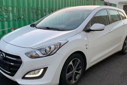 Hyundai i30 138.000 km 6.999 &euro; Bergisch Gladbach 51465