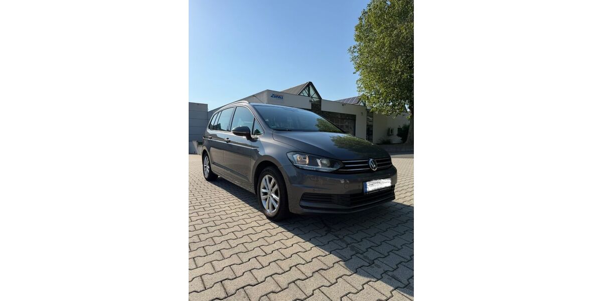 VW Touran 224.500 km 6.800 &euro; Göttingen 37079