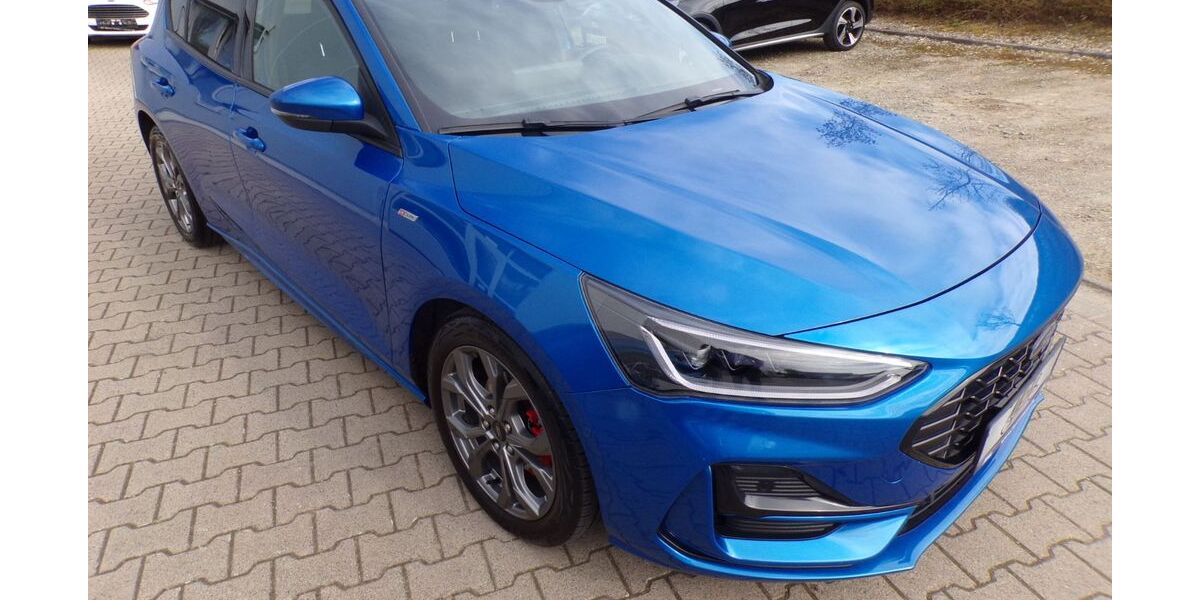 Ford Focus 94.072 km 16.950 &euro; Bad Oeynhausen 32547