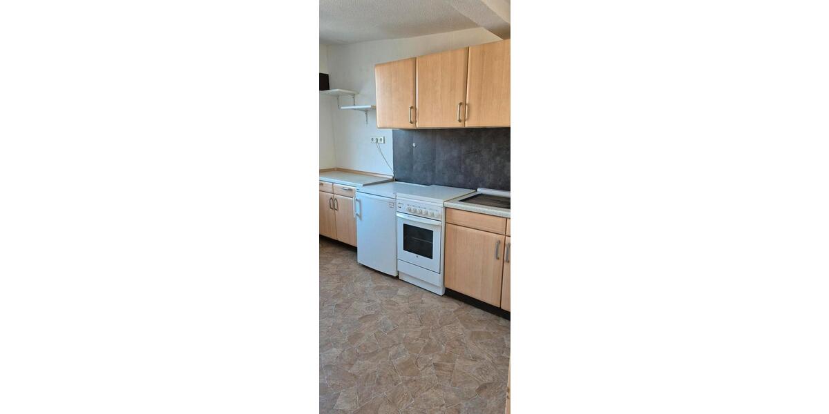 Dachgeschoßwohnung Mühlhausen (Thüringen) - 2 Zimmer, 50 m&sup2;, 250&euro; | Angebot:26339584