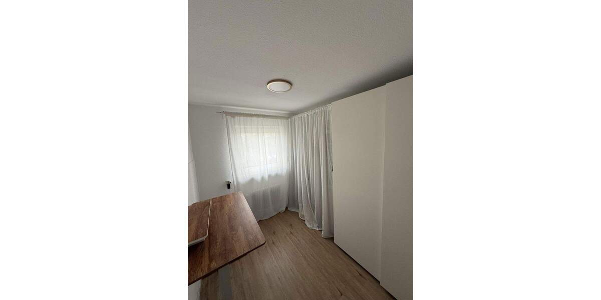 Etagenwohnung Stuttgart-Plieningen Plieningen - 3 Zimmer, 84 m&sup2;, 945&euro; | Angebot:24873594