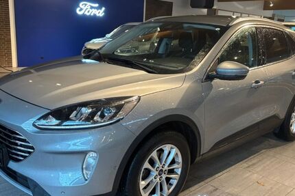 Ford Kuga 53.000 km 17.490 &euro; Kellinghusen 25548