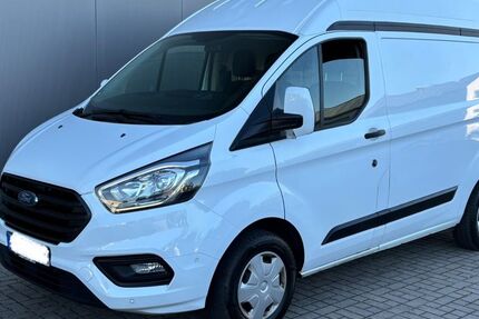 Ford Transit Custom 130.000 km 12.999 € Aurachtal 91086