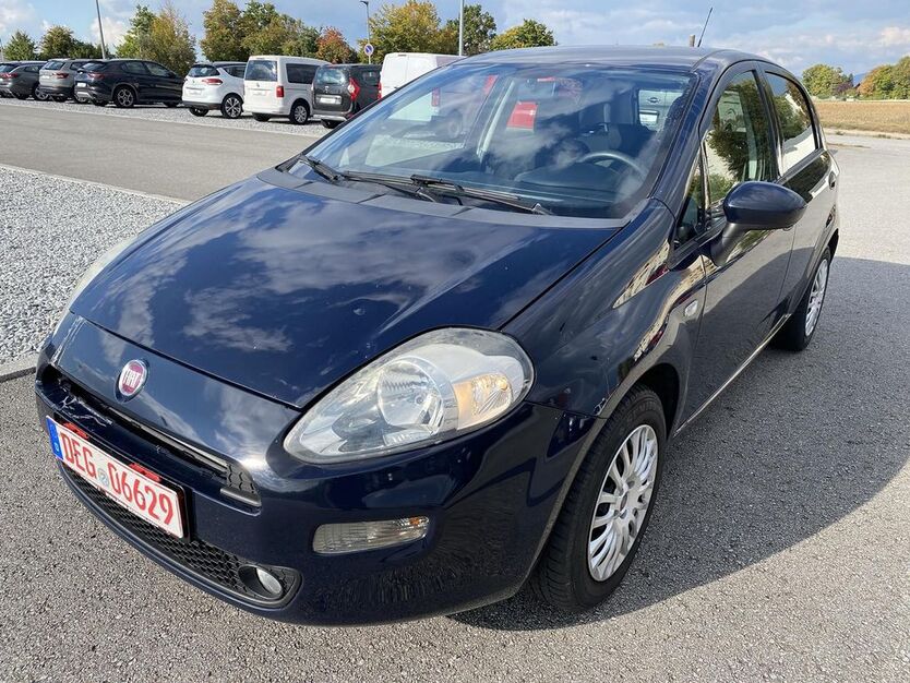 Fiat Punto 69.076 km 4.590 € Plattling 94447