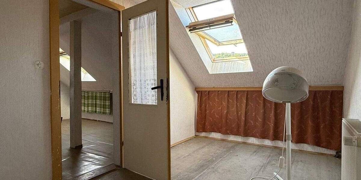 Großzügiges Hanggrundstück mit Altbestand und herrlichem Elbe Blick 5 zimmer