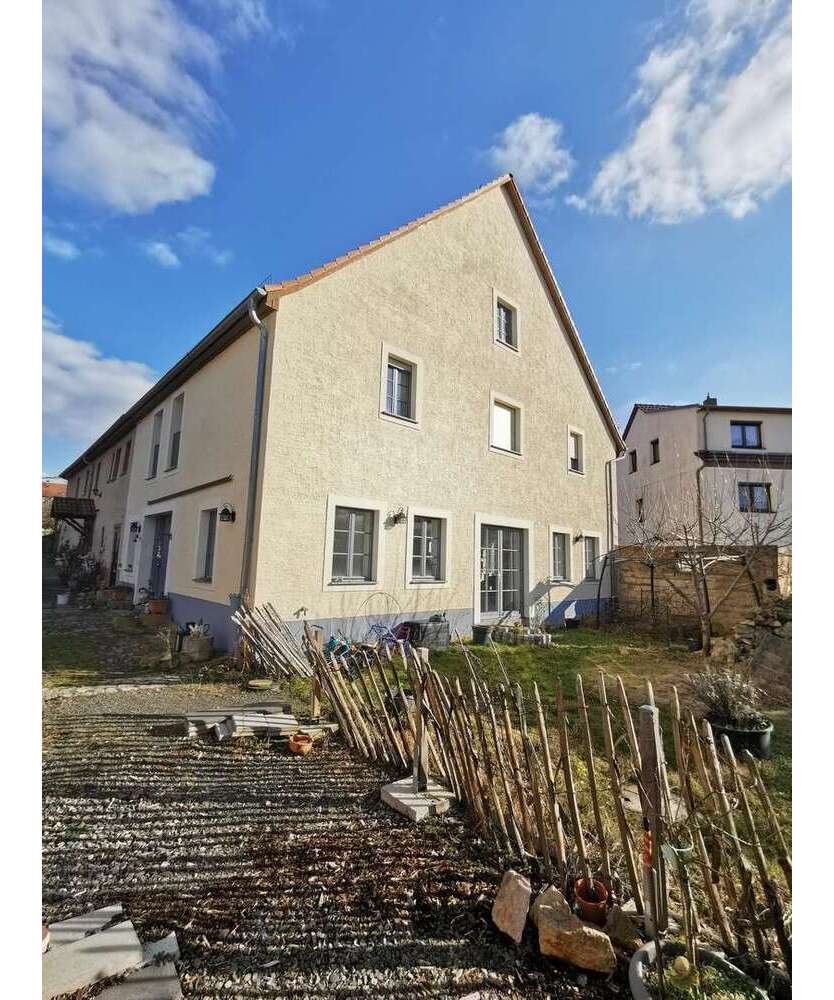 Haus zum Mieten in Borna 1.500 € 156 m²