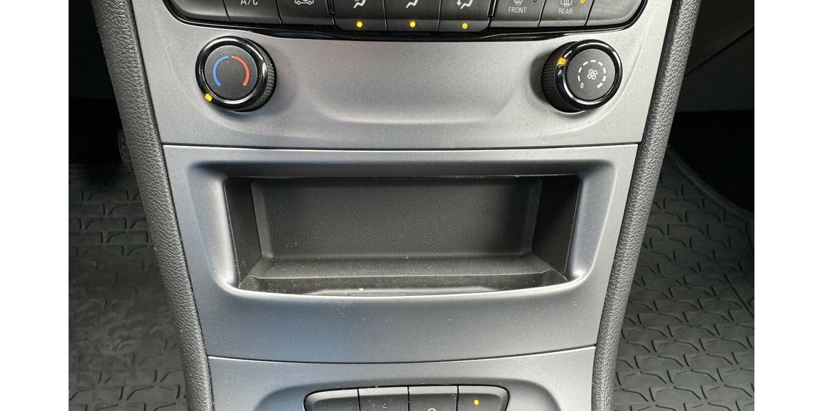 Opel Astra Klima Navi Temp CarPl AHK ServNeu GARANTIE 100.000 km 10.500 &euro; Erftstadt 50374