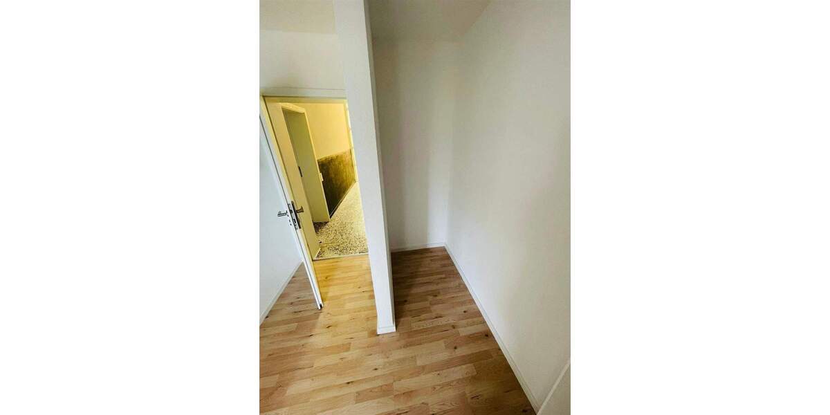 Gewerbeobjekt Hamm (Sieg) - 1 Zimmer, 85.000&euro; | Angebot:25387302