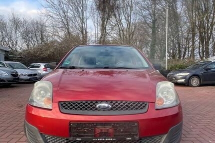 Ford Fiesta 147.000 km 1.400 &euro; Lübeck 23560