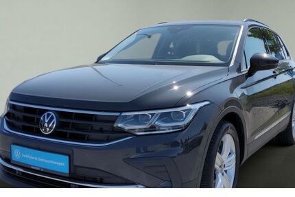 VW Tiguan 87.000 km 27.990 € Bad Camberg 65520