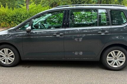 VW Touran 145.800 km 13.490 &euro; Hannover 30179