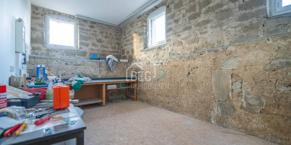 Etagenwohnung Schwäbisch Hall - 2 Zimmer, 81 m&sup2;, 185.000&euro; | Angebot:25675800