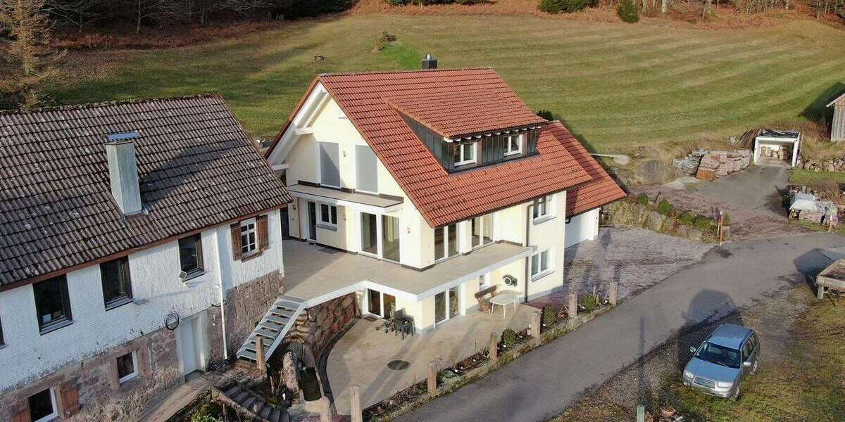 Haus zum Mieten in Baiersbronn 1.300 € 145 m² 4.5 zimmer