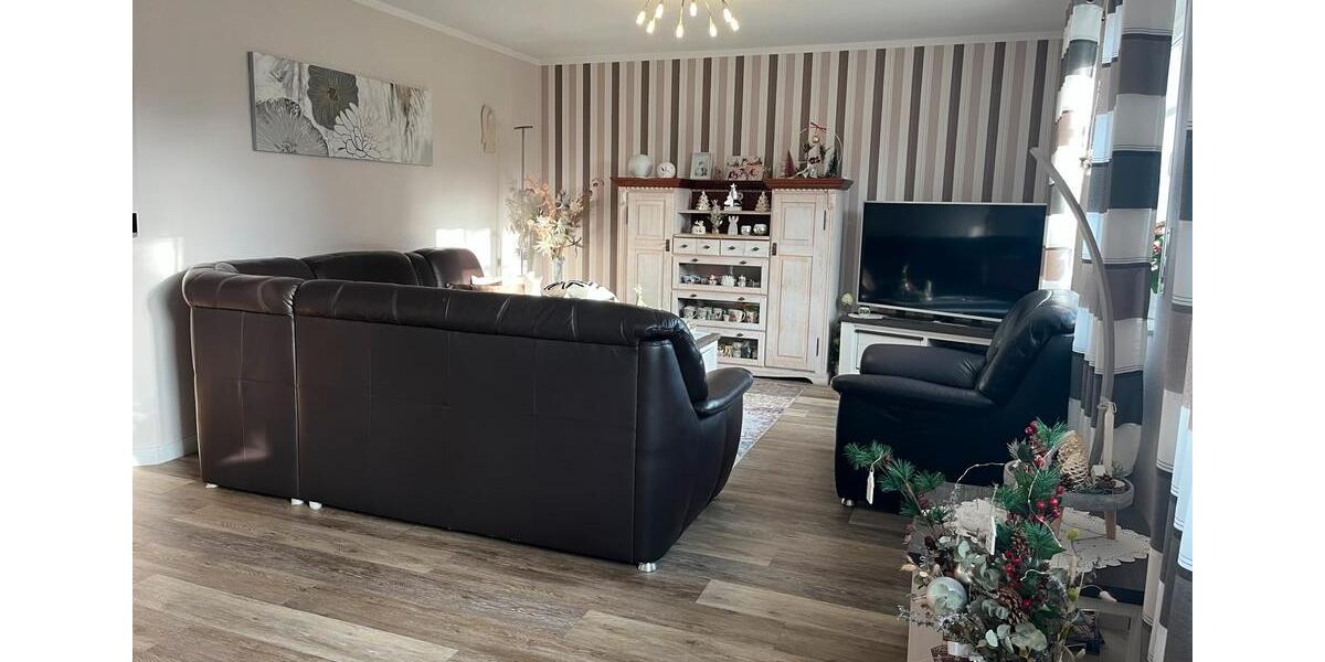 Einfamilienhaus Wiefelstede - 1 Zimmer, 140 m&sup2;, 590.000&euro; | Angebot:24806047