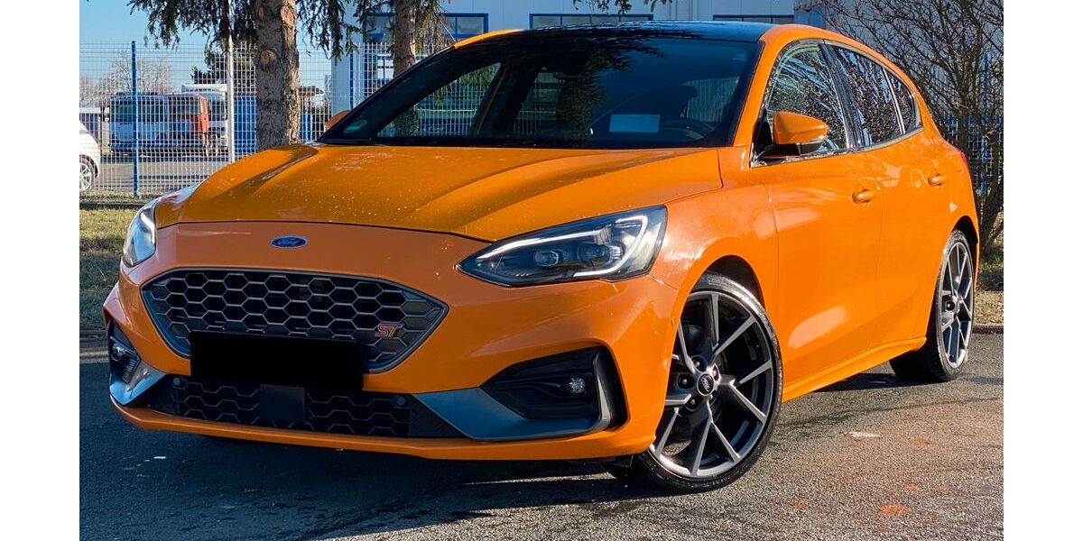 Ford Focus 64.369 km 21.950 &euro; Rudolstadt 07407