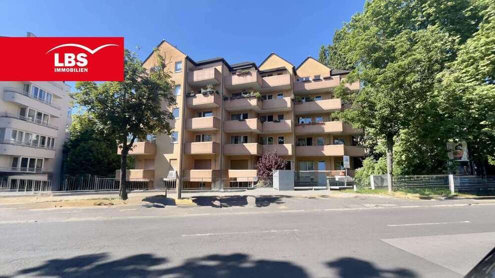 Wohnung zum Kaufen in Düsseldorf 305.000 € 65 m²
