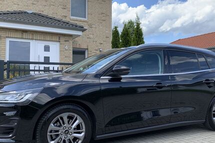 Ford Focus 70.930 km 14.950 &euro; Werneuchen 16356