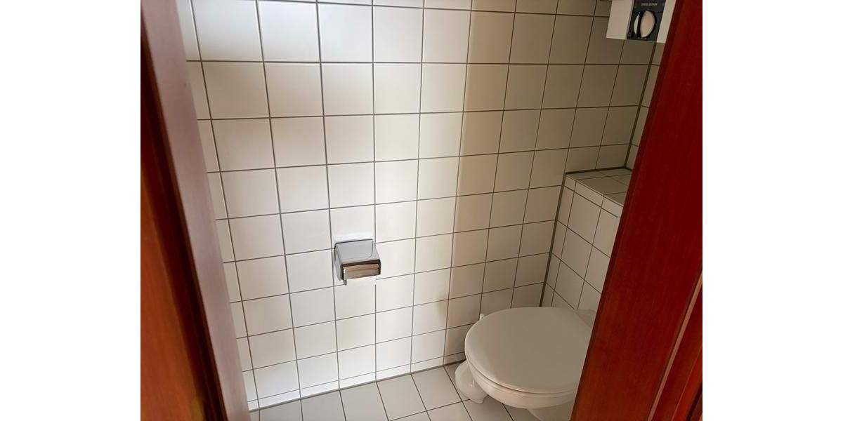 Gewerbeobjekt Nürnberg Steinbühl - 4 Zimmer, 104 m&sup2;, 379.000&euro; | Angebot:25678888