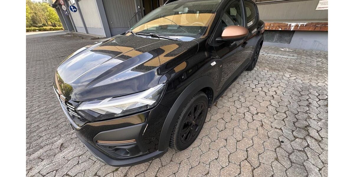 Dacia Sandero 15.905 km 11.900 &euro; Ludwigshafen 67071