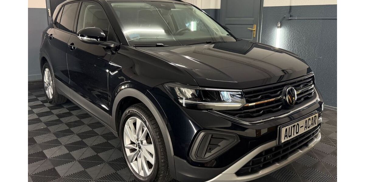 VW T-Cross 5.536 km 17.990 &euro; München 81243