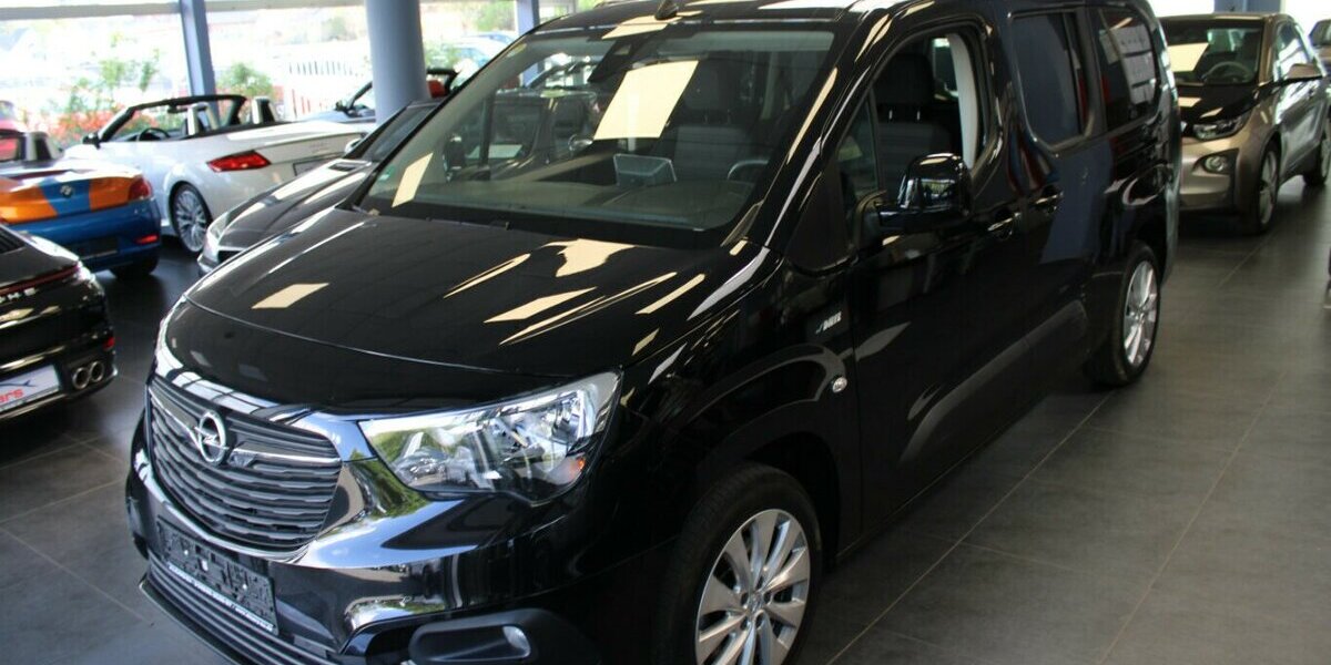 Opel Combo Life 1.5 Aut. 44.760 km 17.480 &euro; Euskirchen 53881