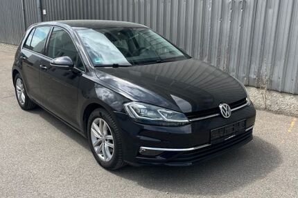 VW Golf 87.600 km 15.489 &euro; Zusmarshausen 86441