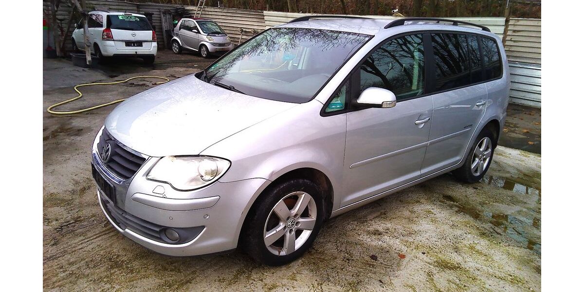 VW Touran 172.876 km 1.999 &euro; Mannheim 68309
