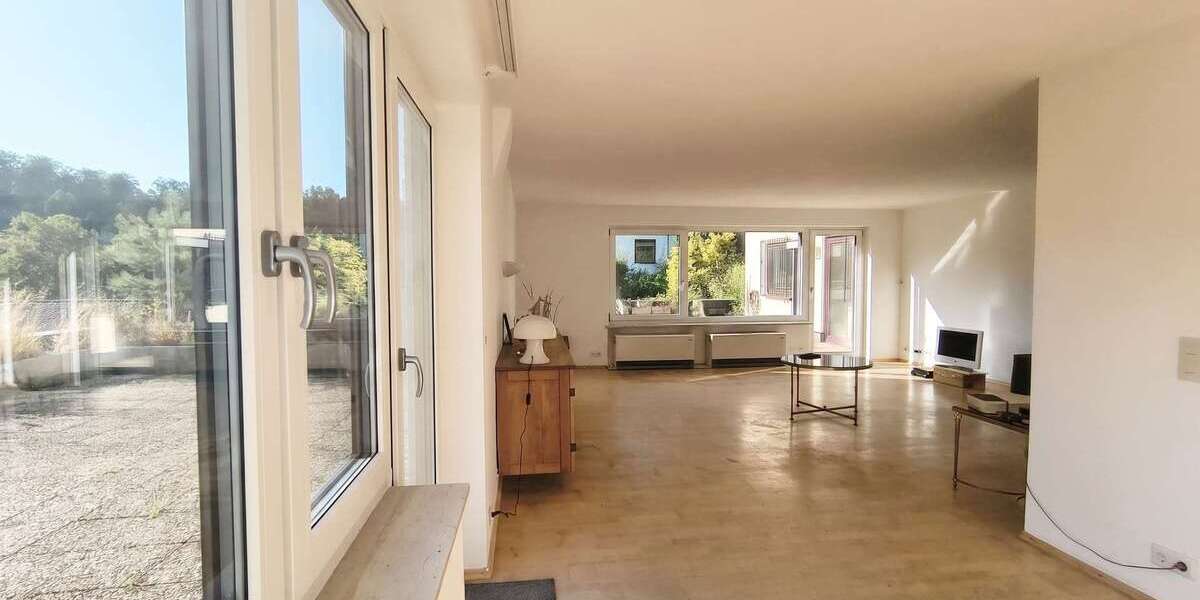 Etagenwohnung Baden-Baden Baden - 4 Zimmer, 182 m&sup2;, 465.000&euro; | Angebot:27118041