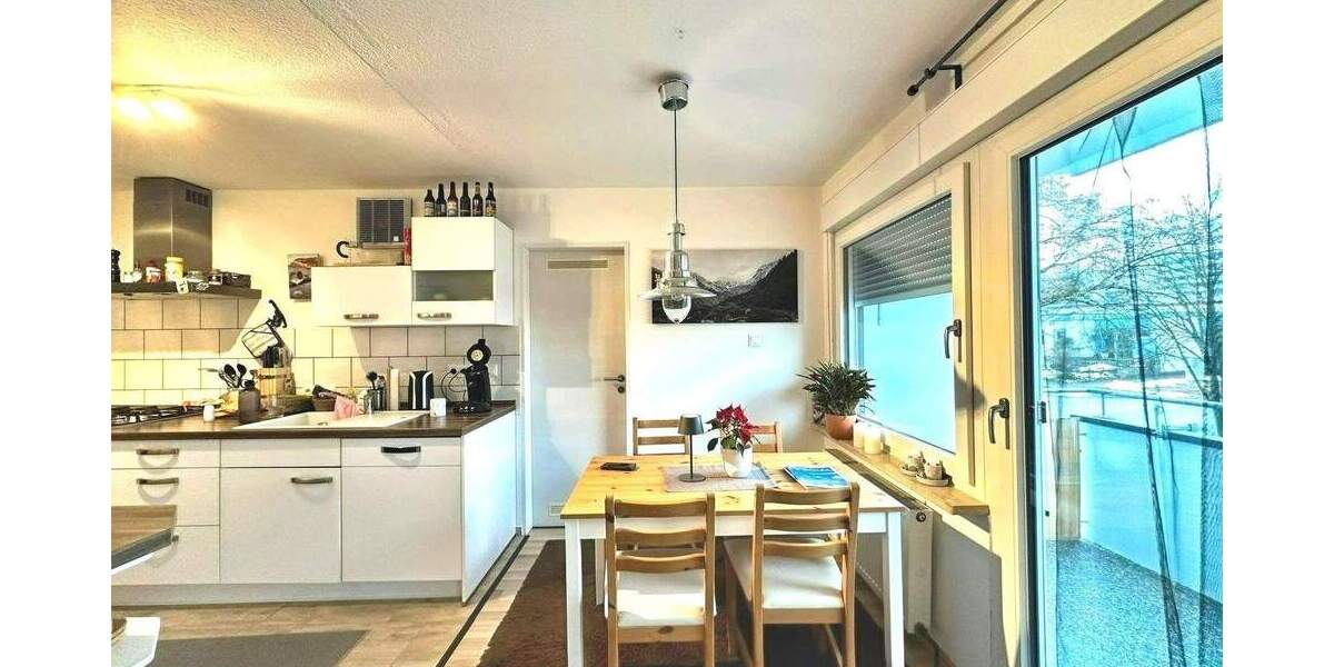 Etagenwohnung Amberg - 3 Zimmer, 77 m&sup2;, 255.000&euro; | Angebot:25687383