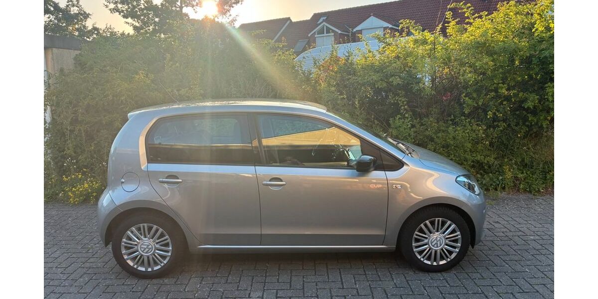 VW up! 139.300 km 5.500 &euro; Hannover 30657