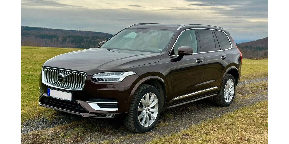 Volvo XC90 113.900 km 22.900 &euro; Hamburg 22047