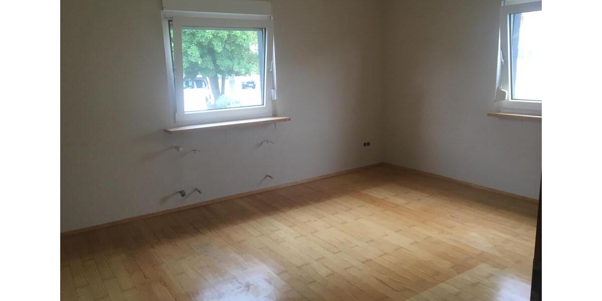Erdgeschoßwohnung Bürstadt - 3.5 Zimmer, 77 m&sup2;, 770&euro; | Angebot:25174833